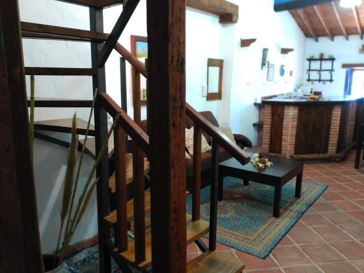 Room El Pilarillo อัลเกาซิน ภายนอก รูปภาพ