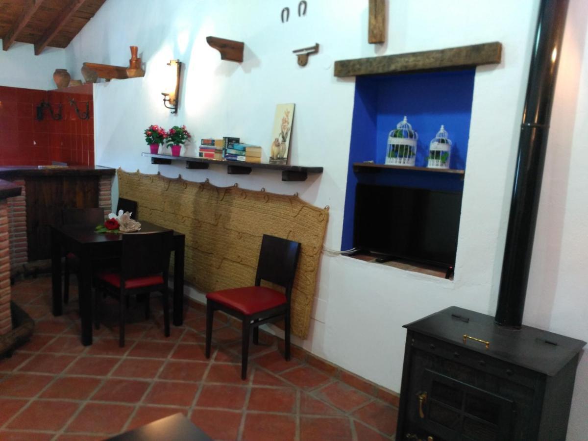 Room El Pilarillo อัลเกาซิน ภายนอก รูปภาพ